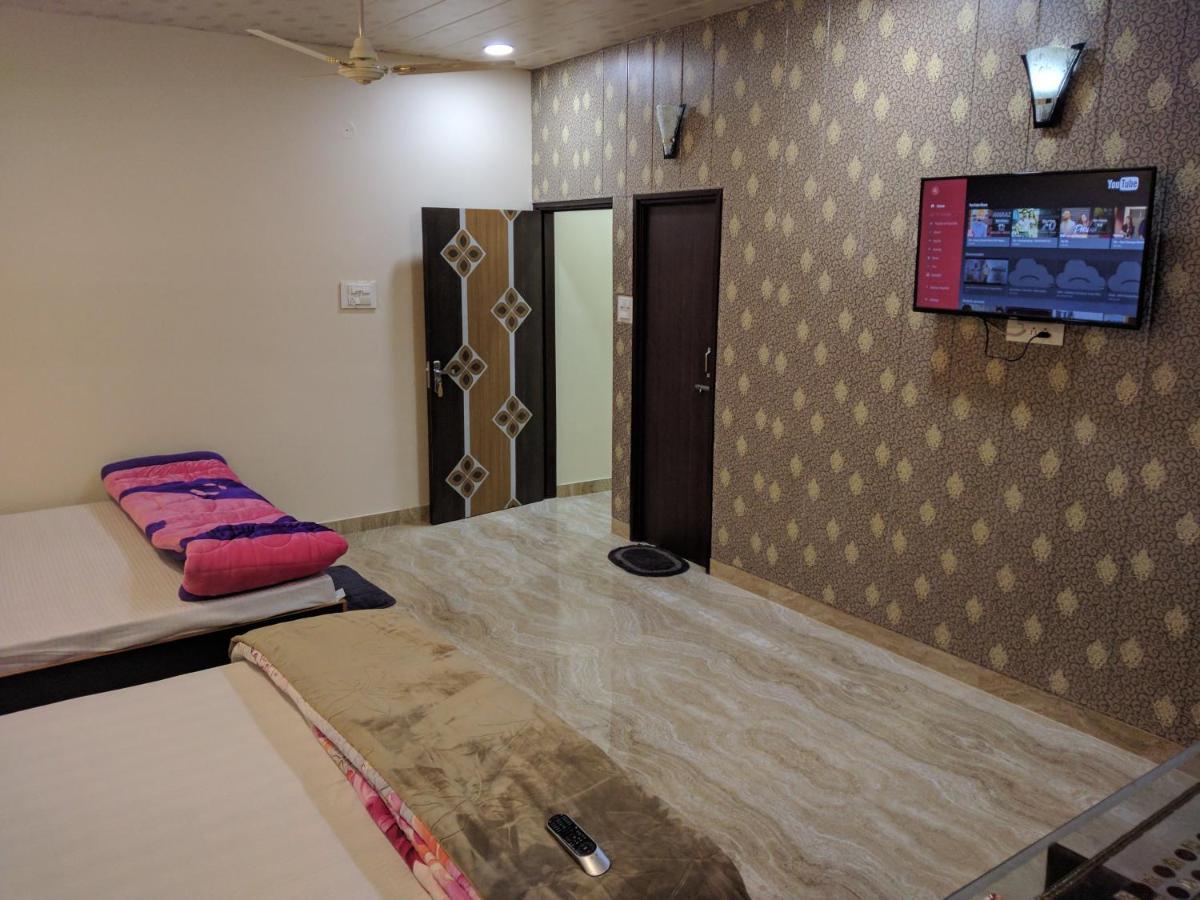 Mye Homestay 1 Near Golden Temple Amritsar Eksteriør billede